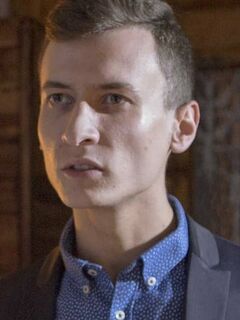 Charlie Dean