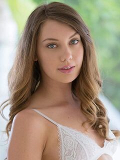 Elena Koshka